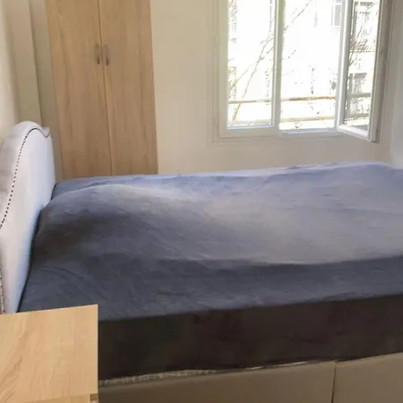 Lovely 3 Riquier Next To Port With Ac! 아파트