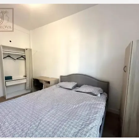 Lovely 3 Riquier Next To Port With Ac! 아파트 니스